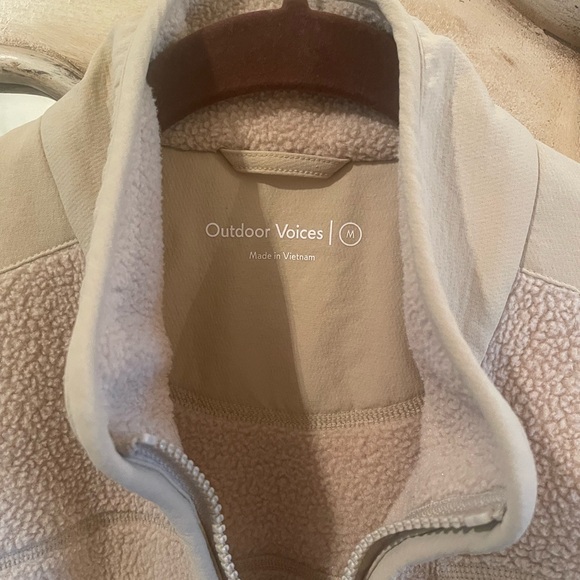 Outdoor Voices Beige Fleece Jacket - Picture 3 of 7